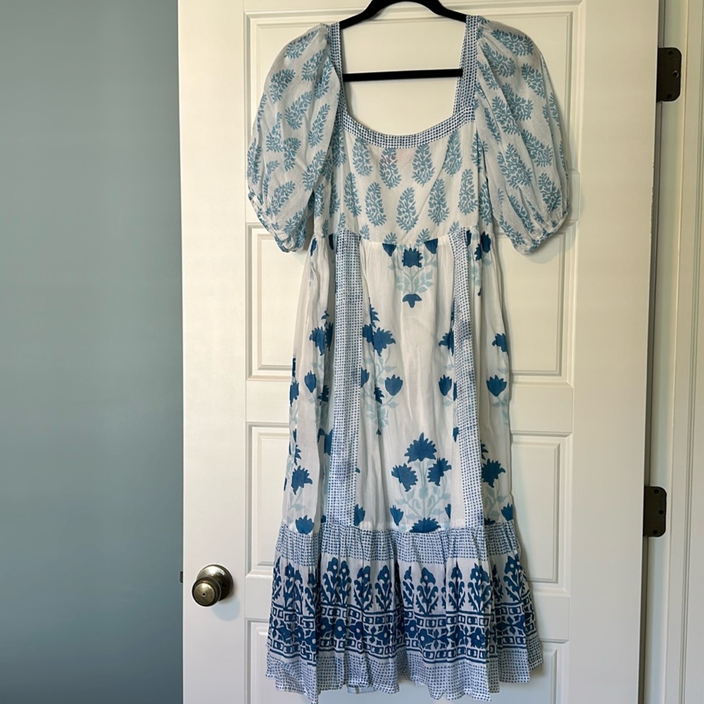 Oliphant size medium dress